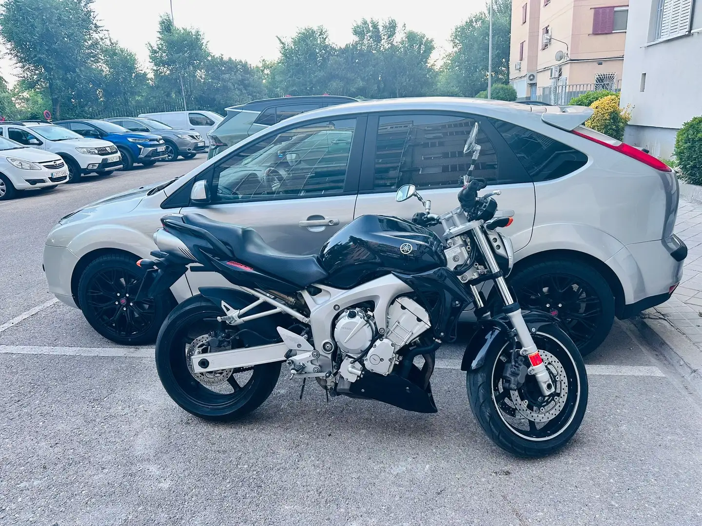 Yamaha FZ 6 se entrega con cupulas  de viaje - 1