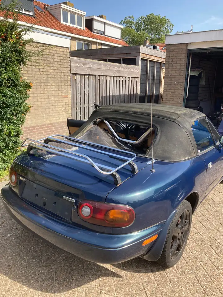 Mazda MX-5 1.6i-16V, foto 4