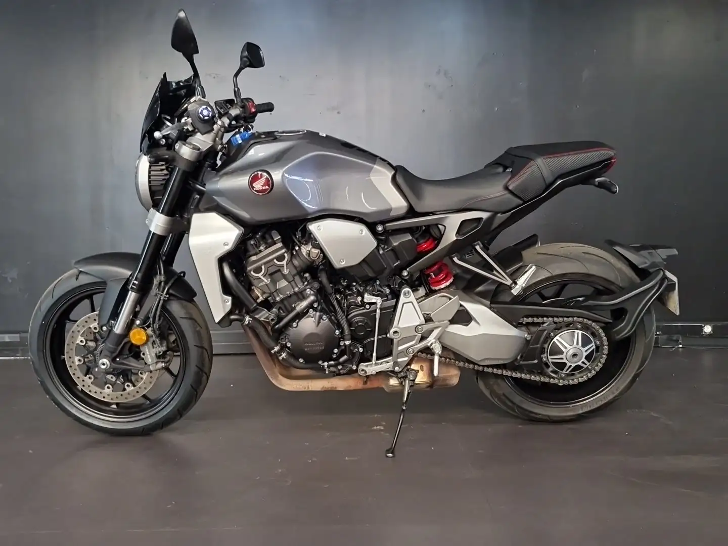 Honda CB 1000 Gris - 2