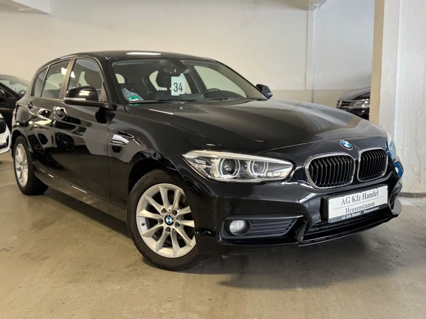 BMW 118 i 1.Hand/NAVI/LED/BMW-Serviceheft Schwarz - 1