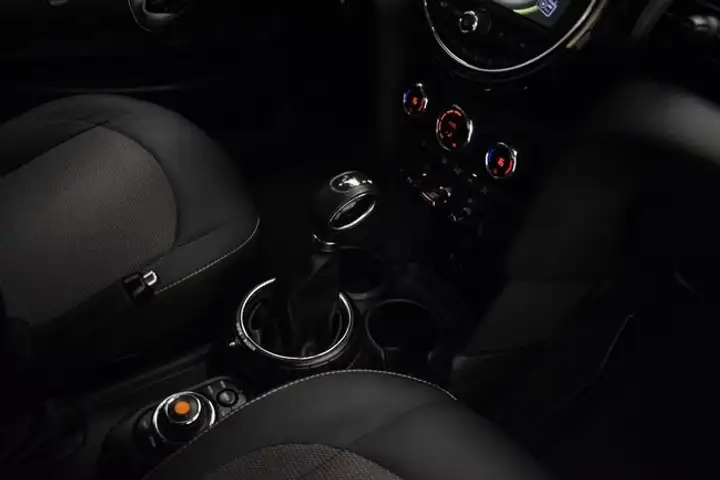 MINI Cooper D 2016, foto 20