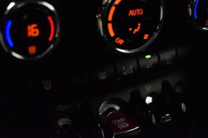 MINI Cooper D 2016, foto 29