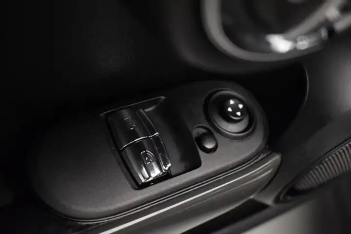 MINI Cooper D 2016, foto 21