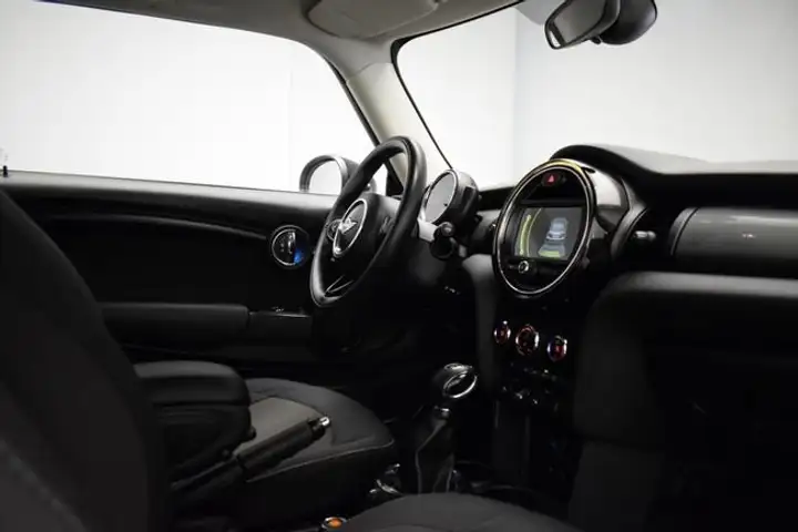 MINI Cooper D 2016, foto 14