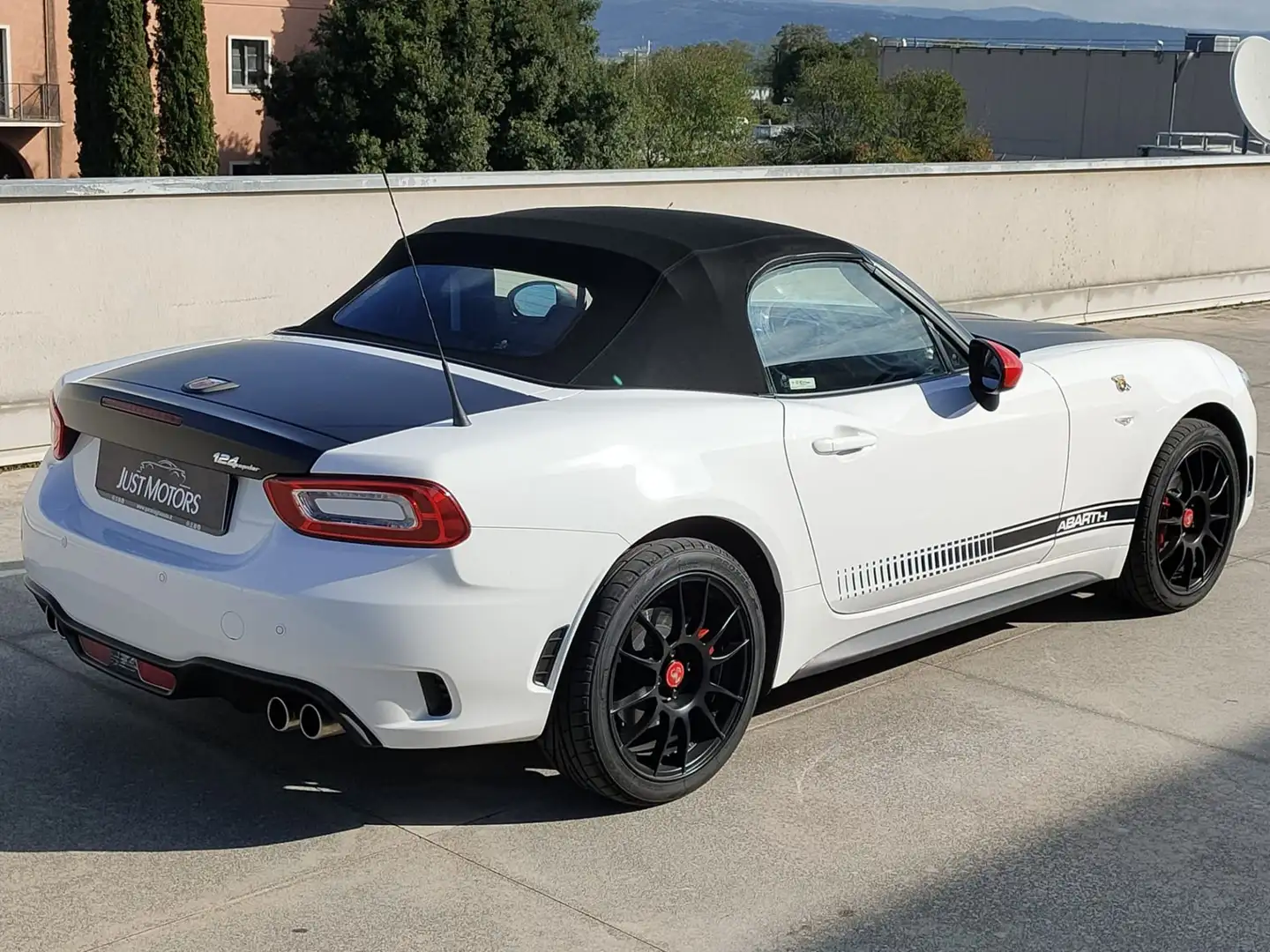 Abarth 124 Spider 1.4 Turbo MultiAir 170 CV Bianco - 2