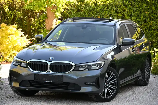 BMW 316 Touring 316 dA Sport Panodak , sportzetels....