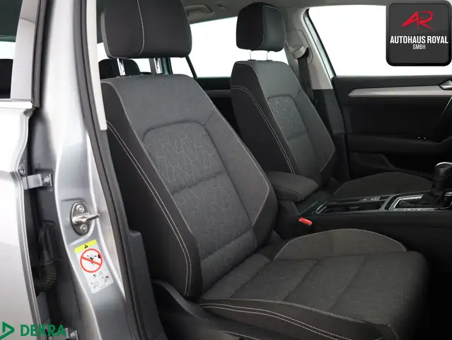 Volkswagen Passat view 12
