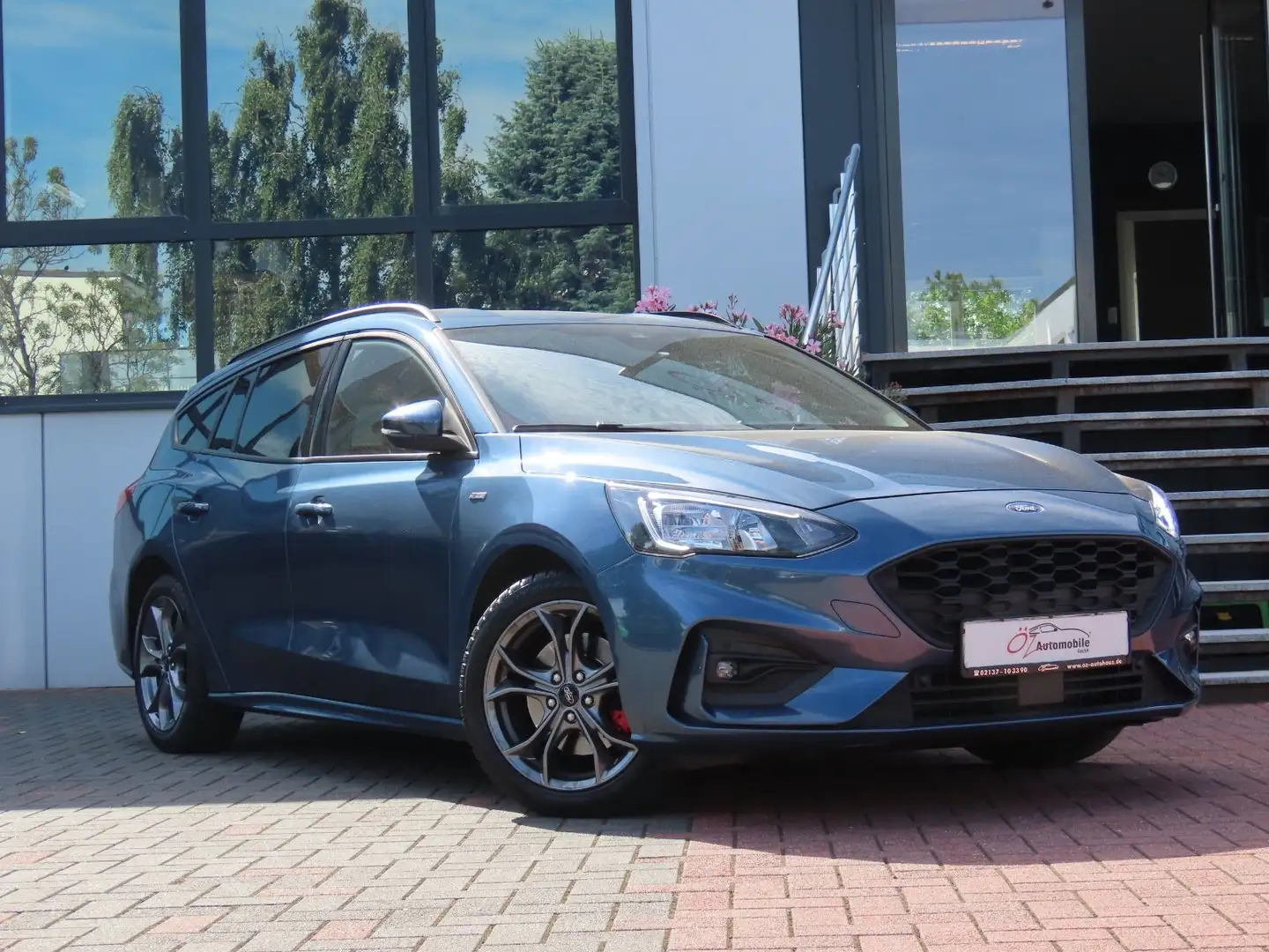 Ford Focus ST-Line X Tur. Autom. Ambiente Winterpaket Blau - 1