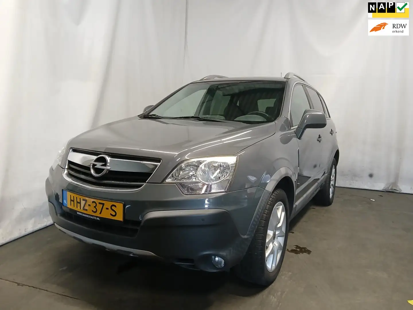 Opel Antara 2.4-16V Edition 2x4 SCHADEAUTO!! Grijs - 1