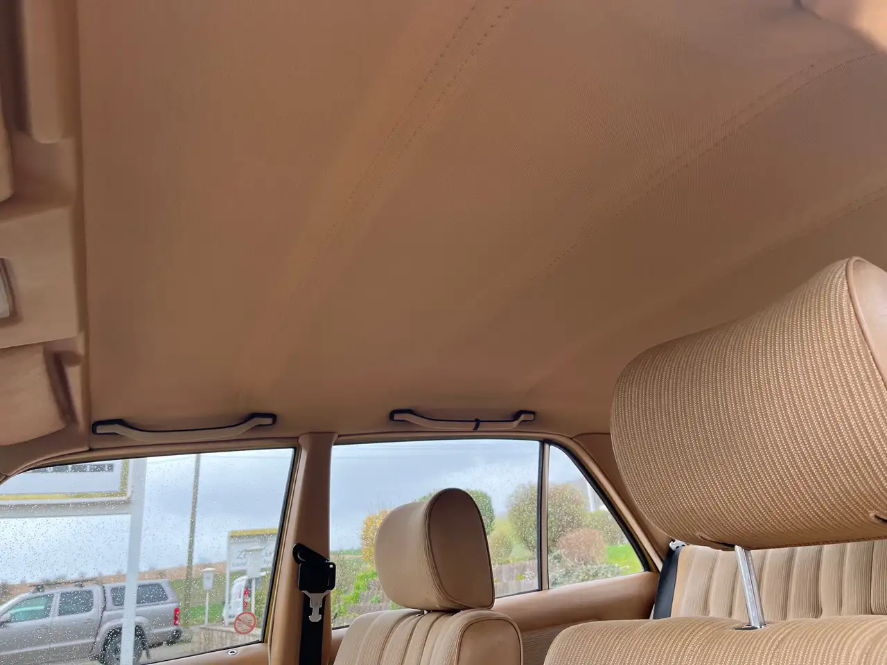 Mercedes-Benz 200 D, foto 8