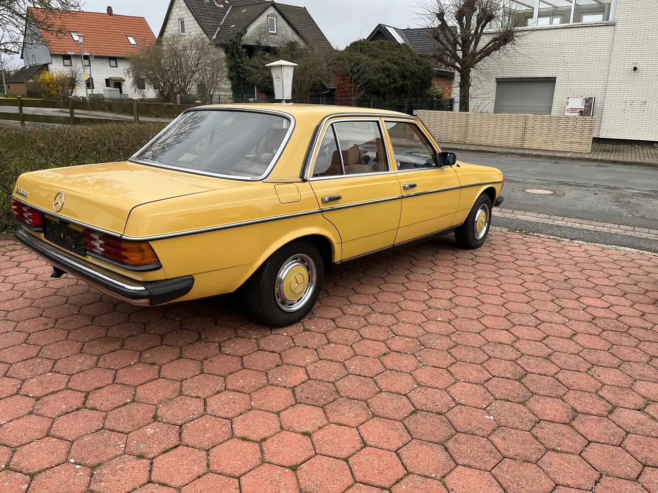 Mercedes-Benz 200 D, foto 4