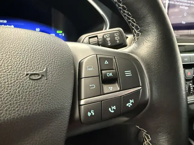 Ford Kuga view 10