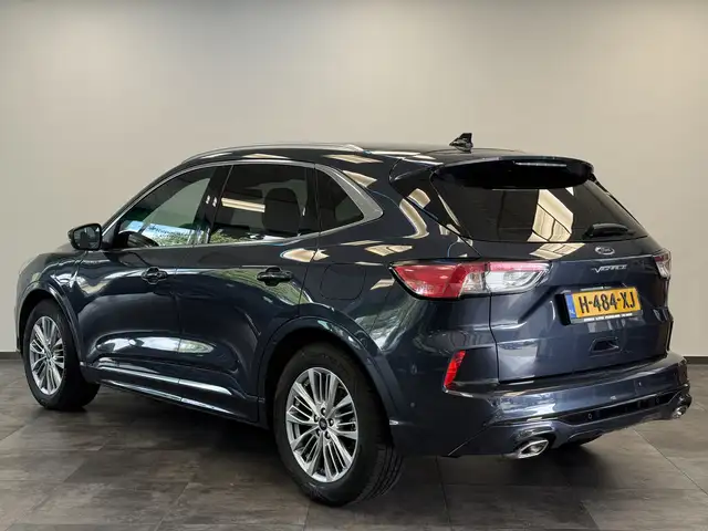 Ford Kuga view 3