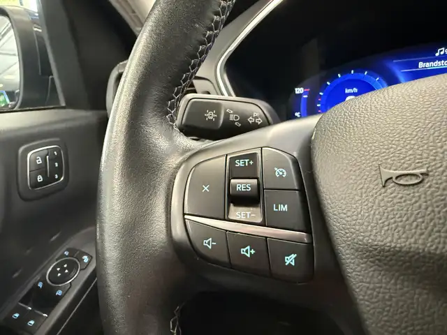 Ford Kuga view 9