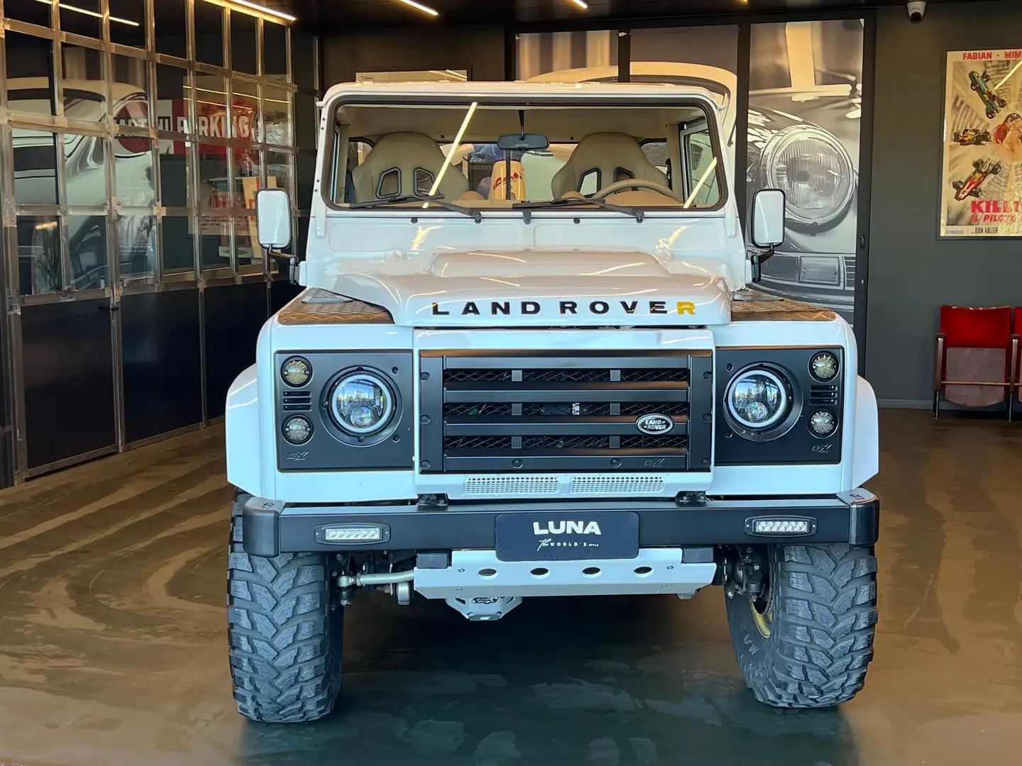 Land Rover Defender 110 2.4 td4 -HCPU - "The world's style" Bianco - 2
