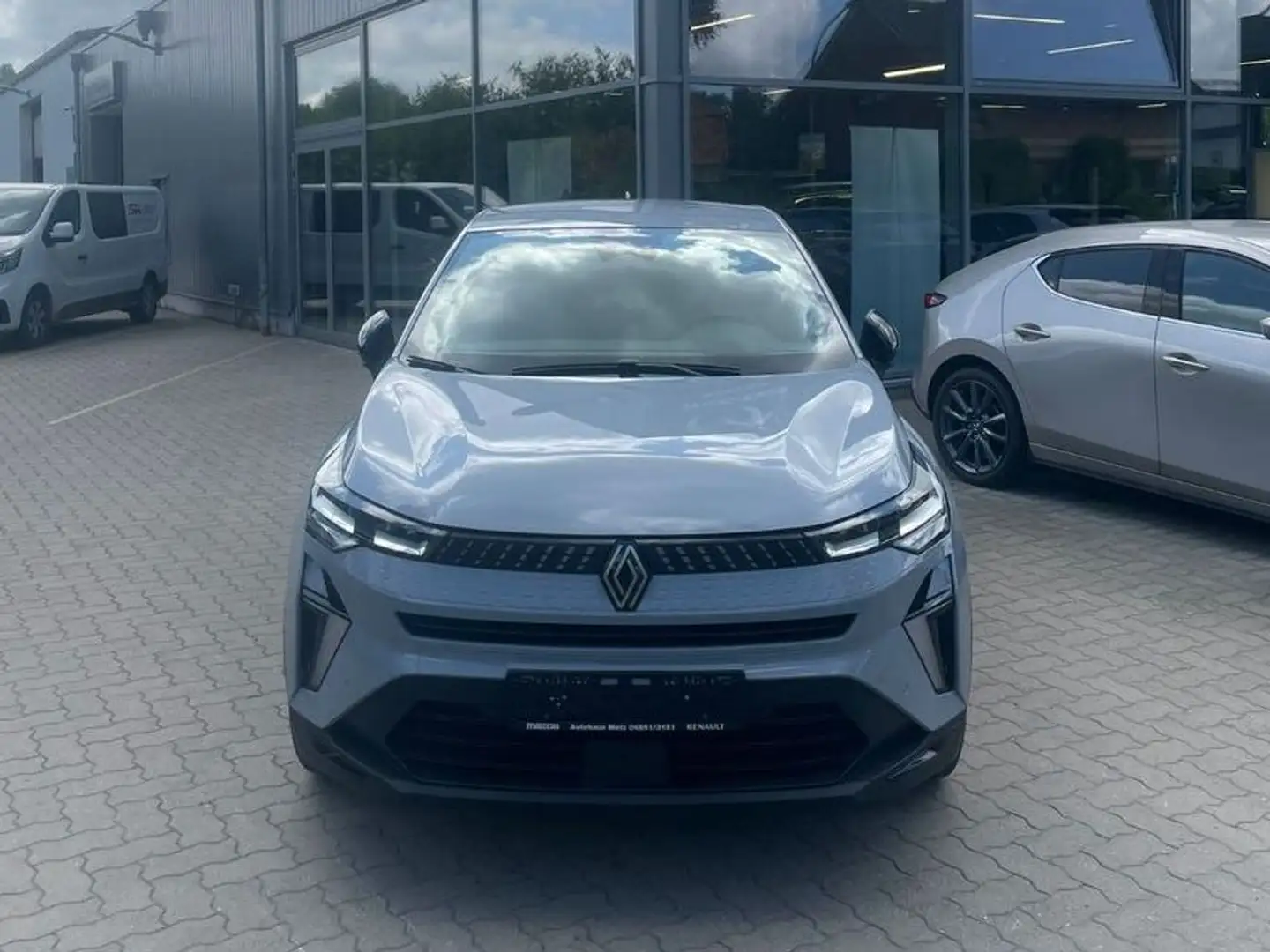 Renault Captur Renault Captur II Techno Mild Hybrid 160 EDC Grau - 2