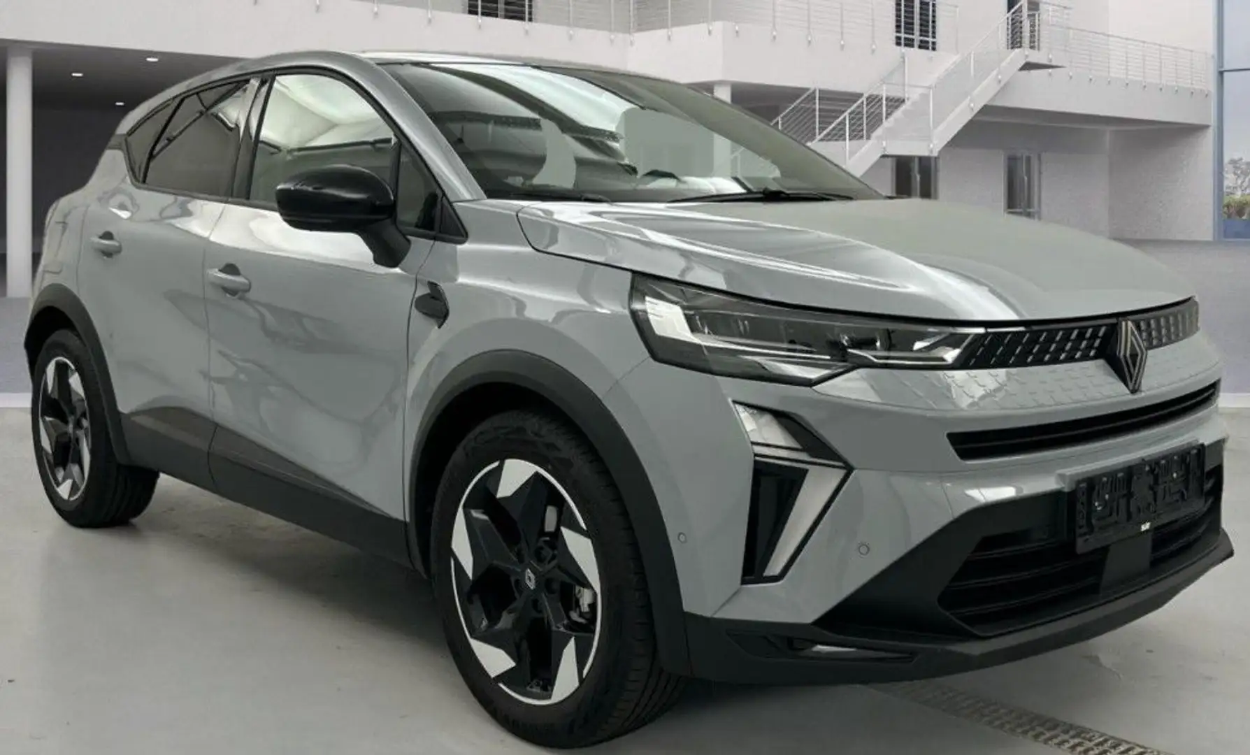 Renault Captur Renault Captur II Techno Mild Hybrid 160 EDC Grau - 2