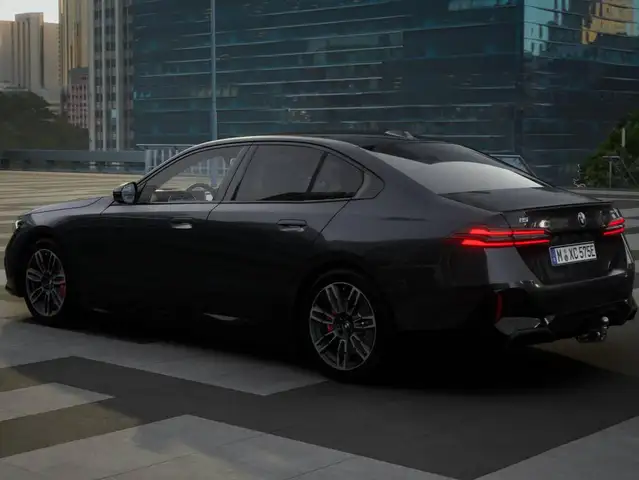 BMW I5 view 2