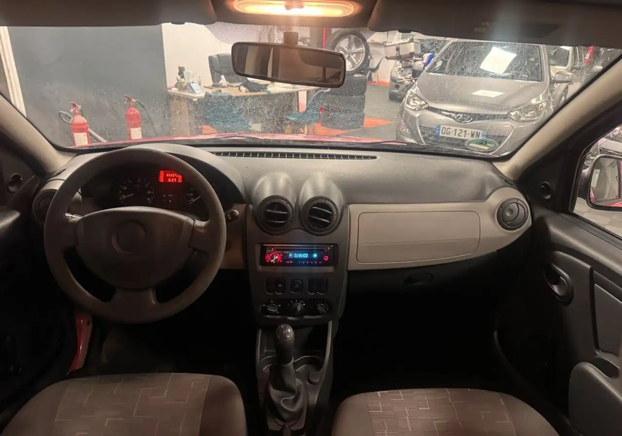Dacia Sandero Sandero — photo 3