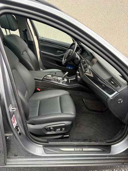 BMW 520 Touring/Automatik,Navi,Leder,Klima,Panorama, — photo 9