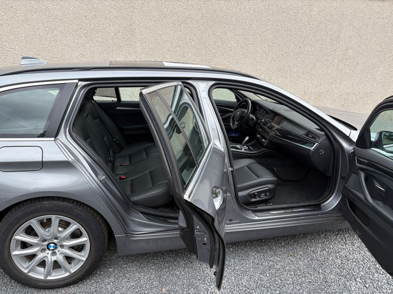 BMW 520 Touring/Automatik,Navi,Leder,Klima,Panorama, — photo 13