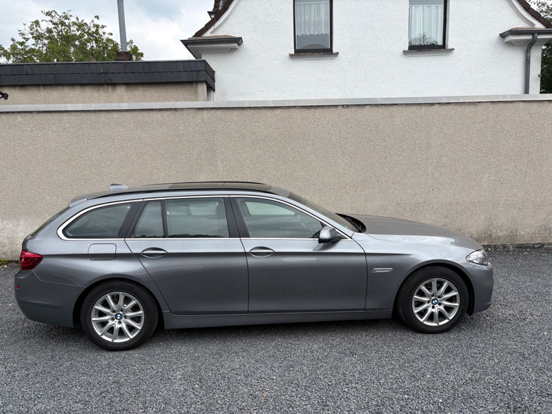 BMW 520 Touring/Automatik,Navi,Leder,Klima,Panorama, — photo 5