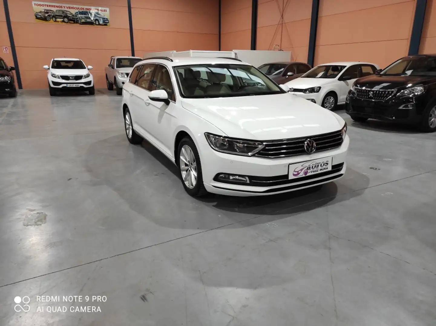 Volkswagen Passat Variant 2.0TDI R-Line Exclusive DSG6 110kW Blanco - 1