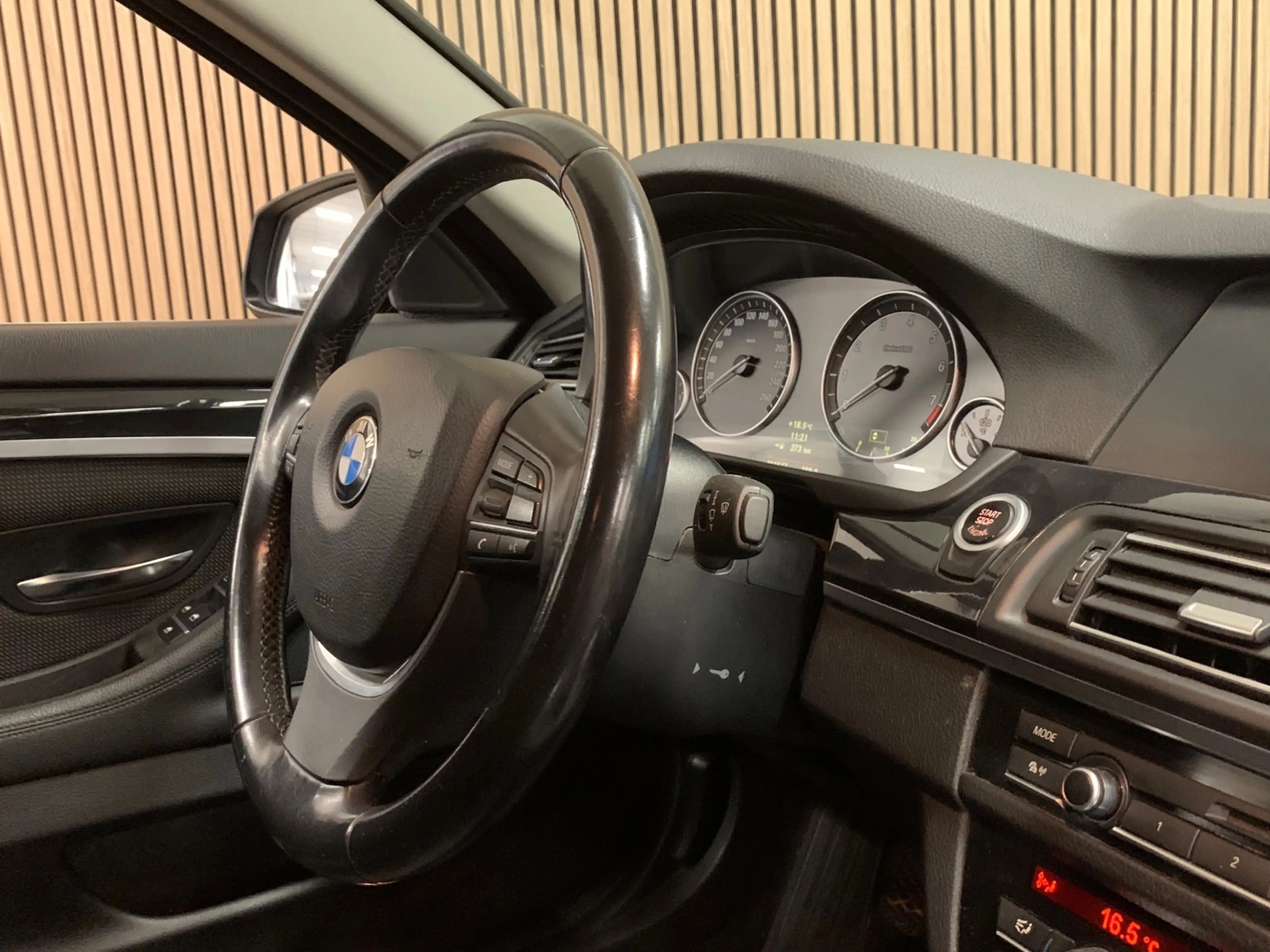 BMW 523 5-serie Touring 523i High Executive|Navigatie|Clim — photo 20