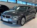 BMW 318 d Touring Advantage *AHK* *Sportsitze* Grau - thumbnail 3