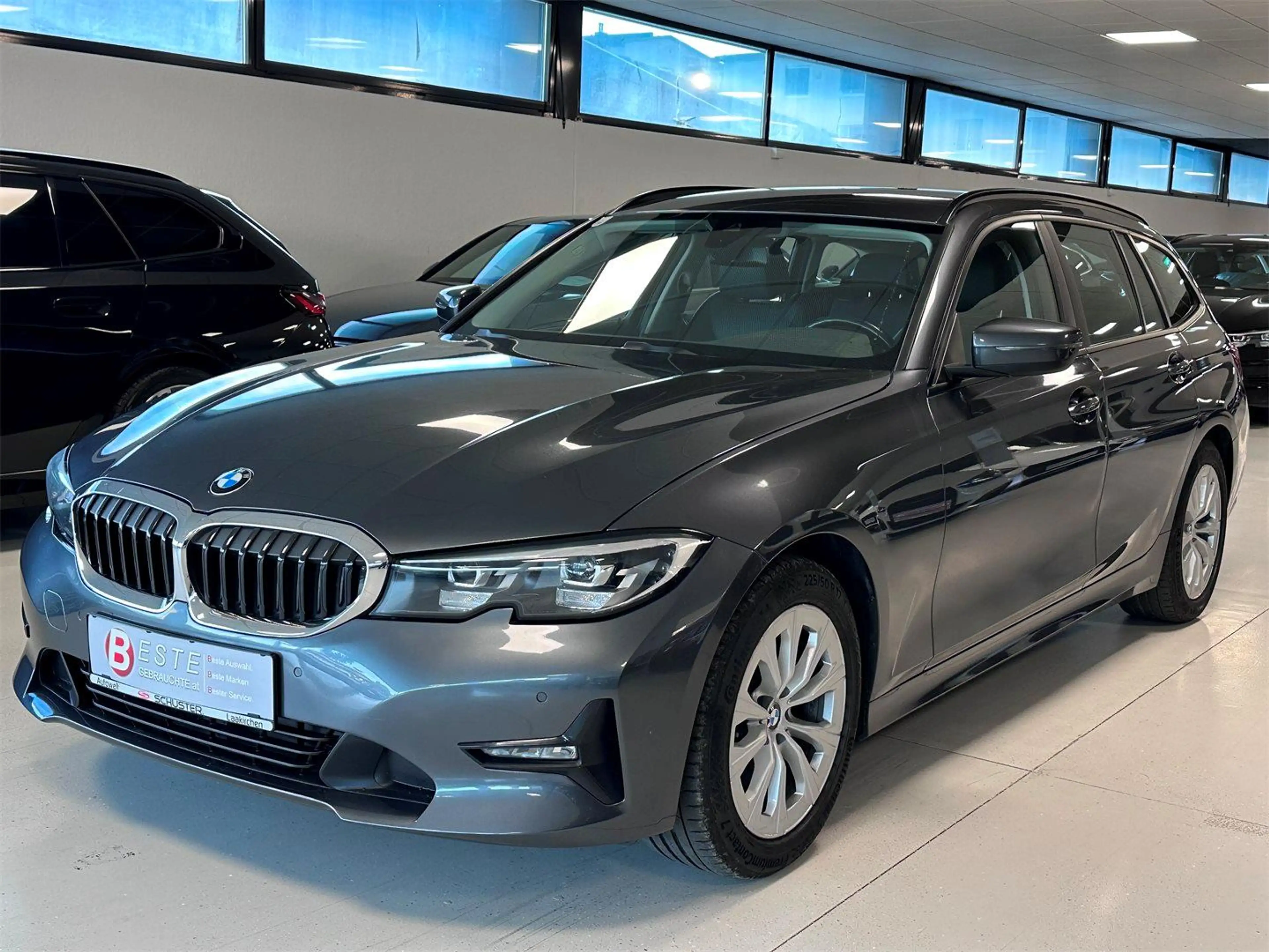 BMW 318 d Touring Advantage *AHK* *Sportsitze* — photo 3