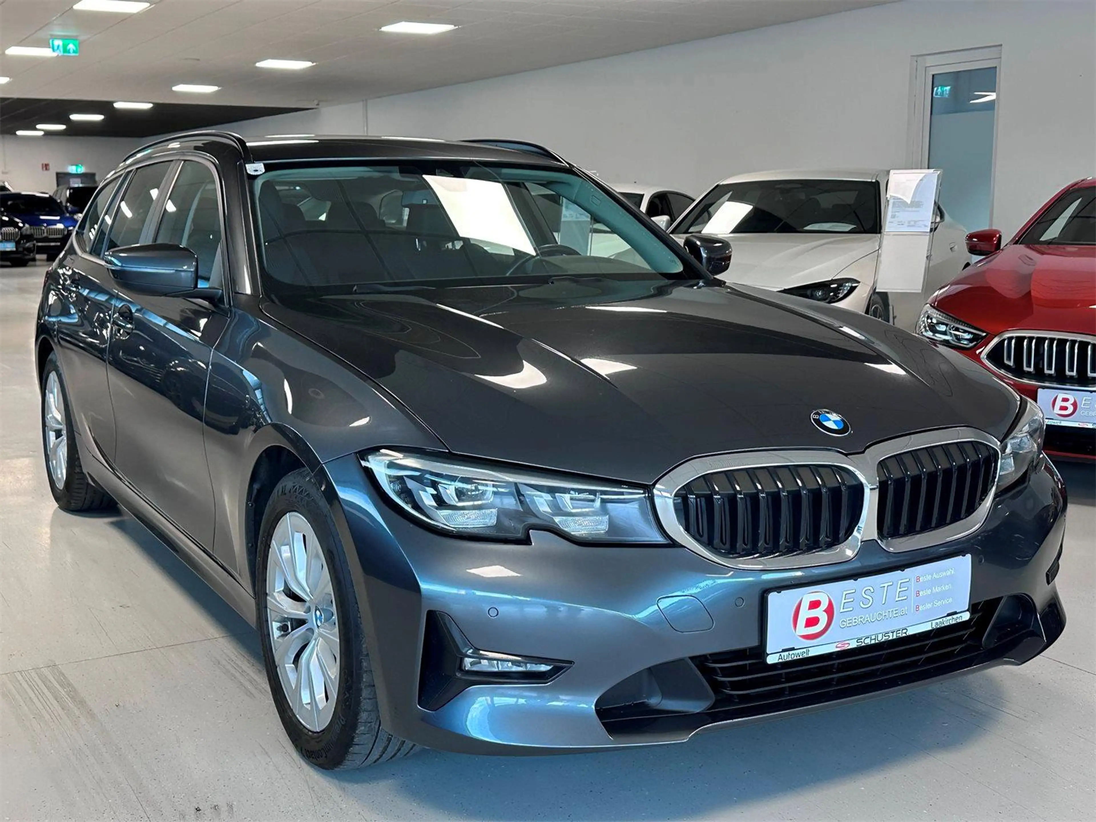 BMW 318 d Touring Advantage *AHK* *Sportsitze*