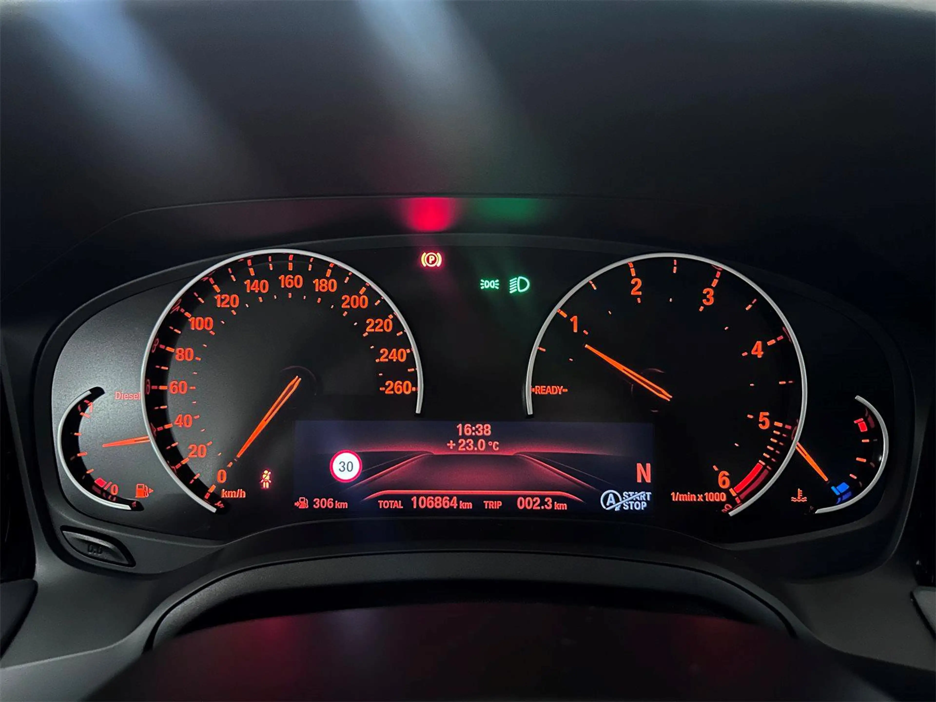 BMW 318 d Touring Advantage *AHK* *Sportsitze* — photo 9