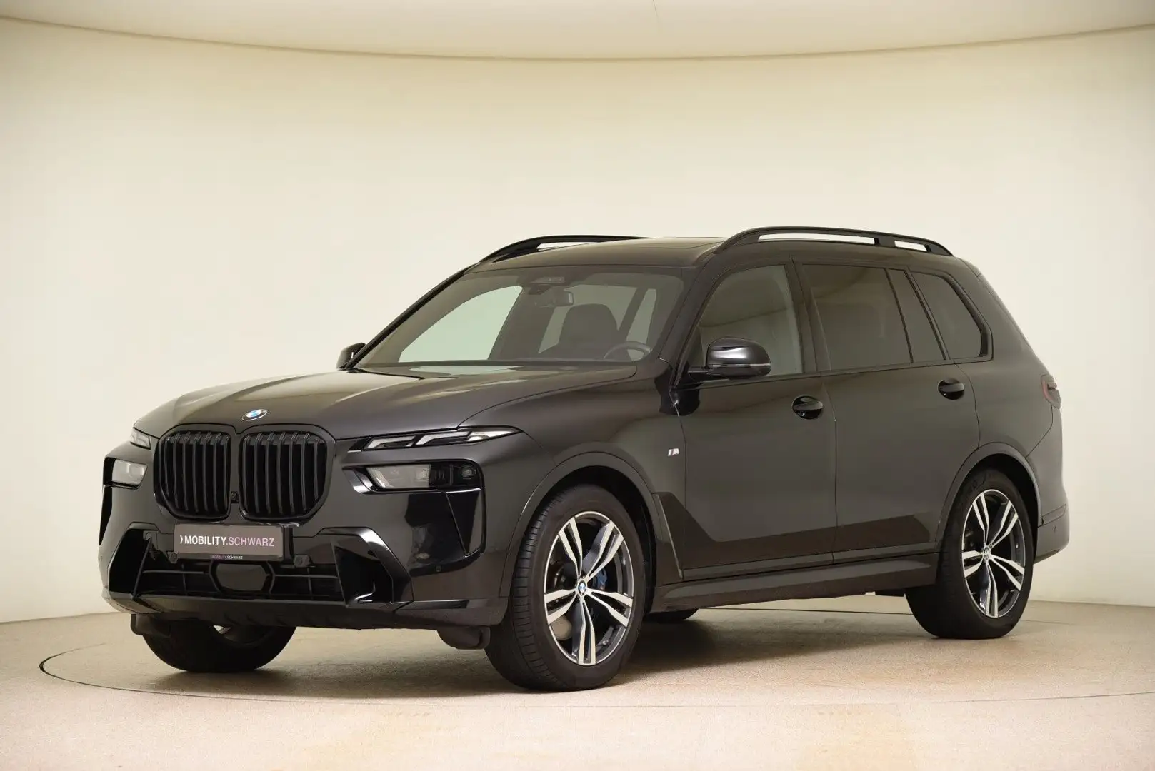 BMW X7 xDrive40d M Sport Pro Sthzg Pano *UVP:134.350 Schwarz - 1