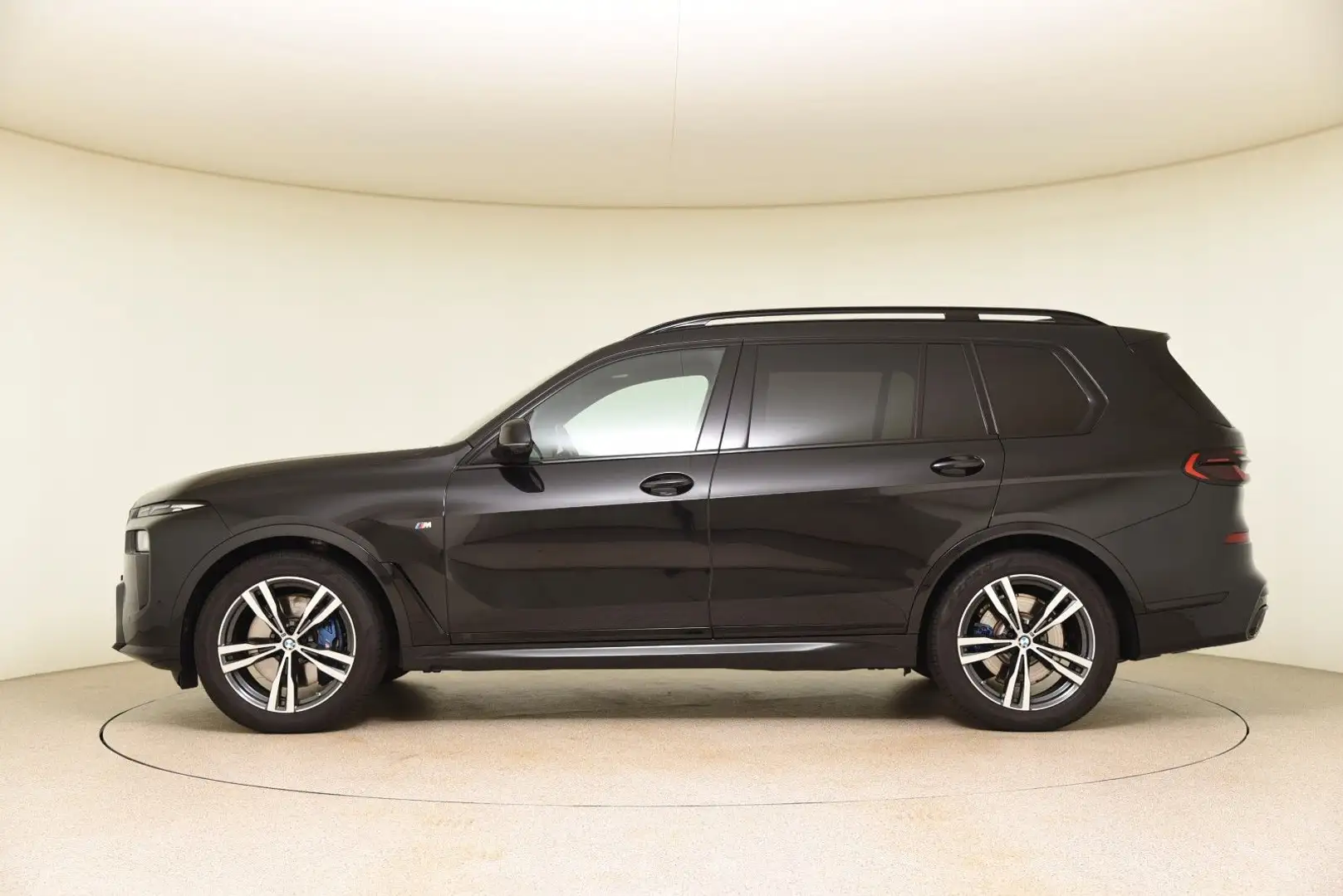 BMW X7 xDrive40d M Sport Pro Sthzg Pano *UVP:134.350 Schwarz - 2