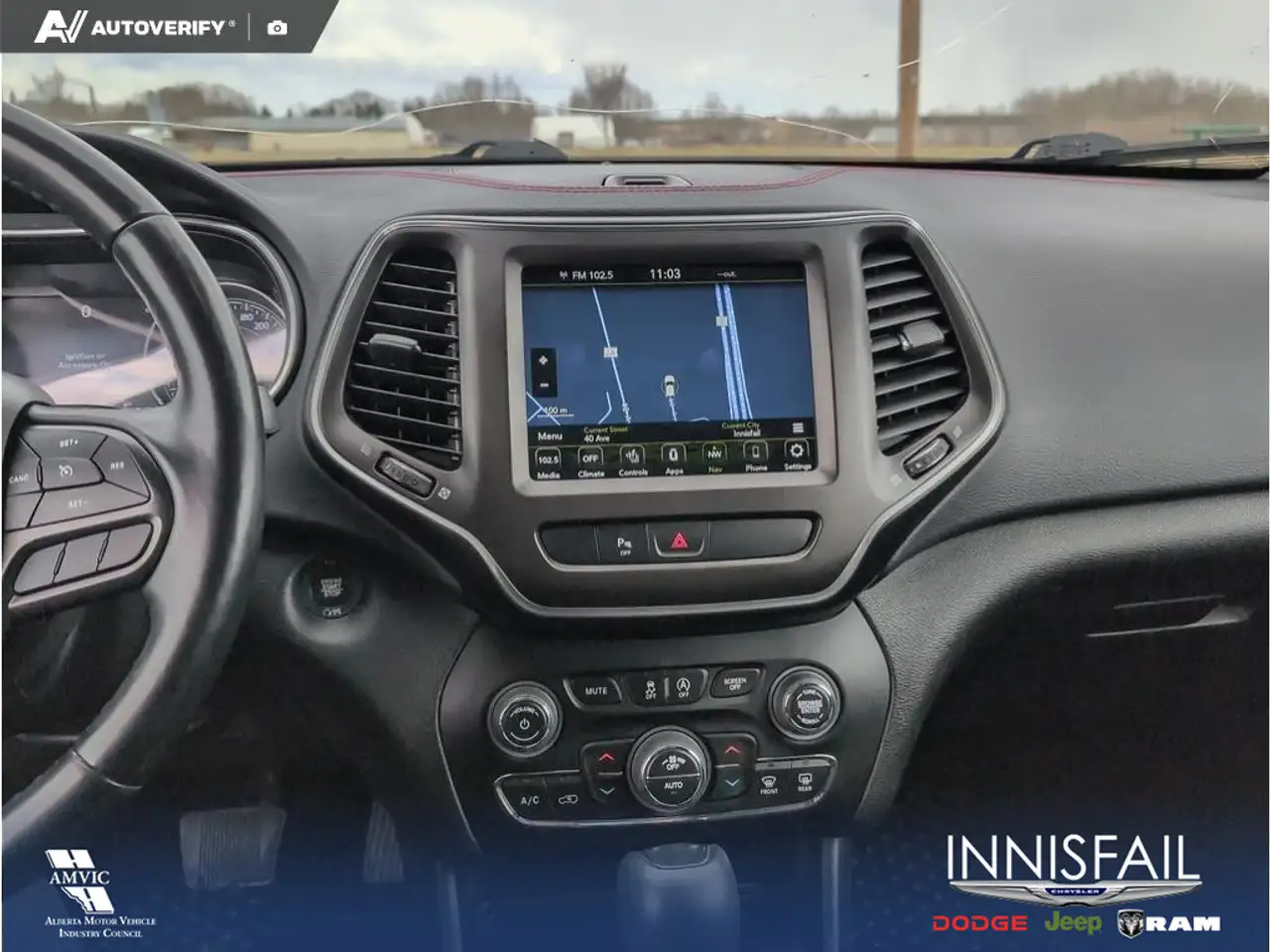 Jeep Cherokee снимка Jeep Cherokee