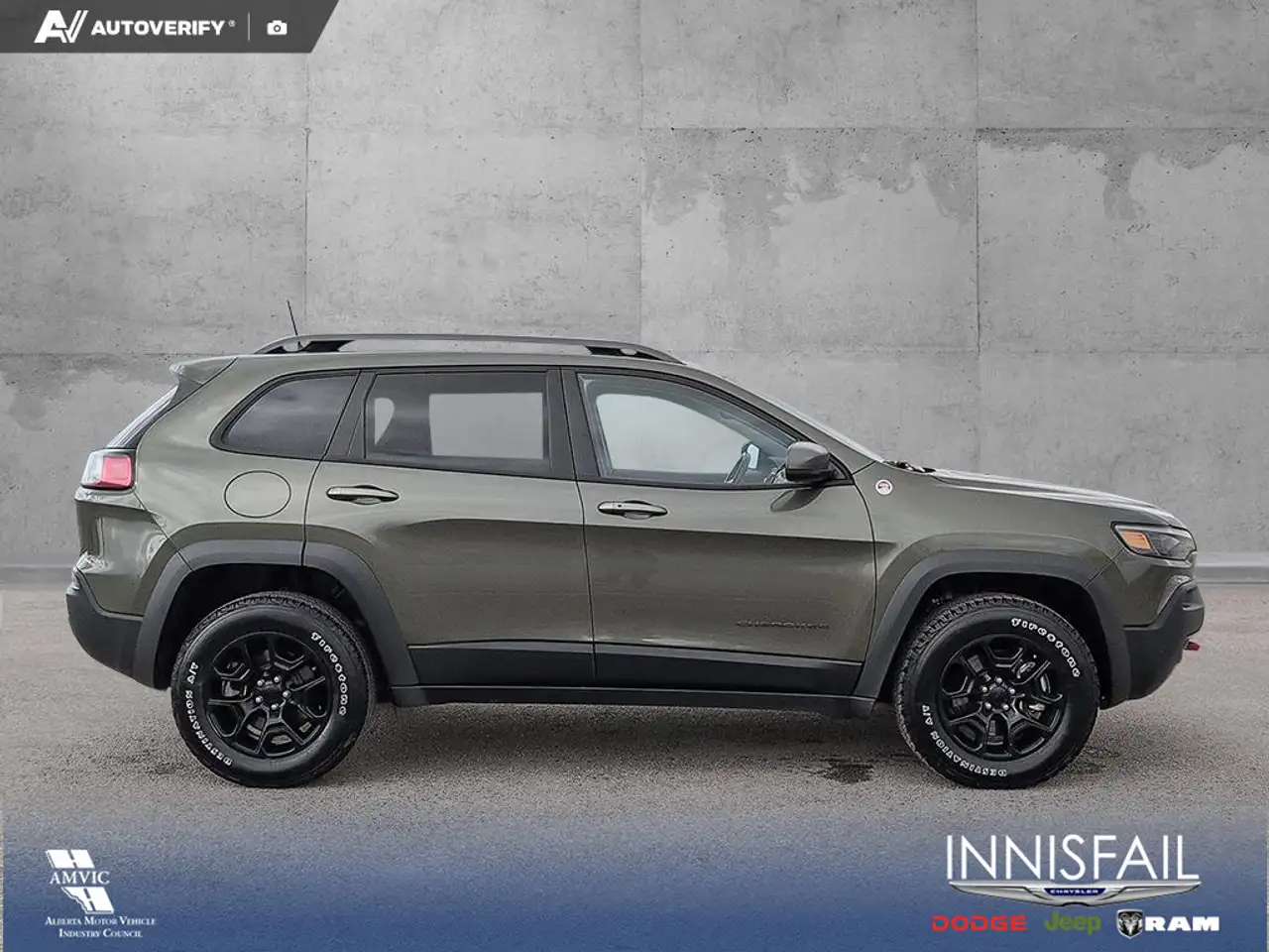 Jeep Cherokee снимка Jeep Cherokee