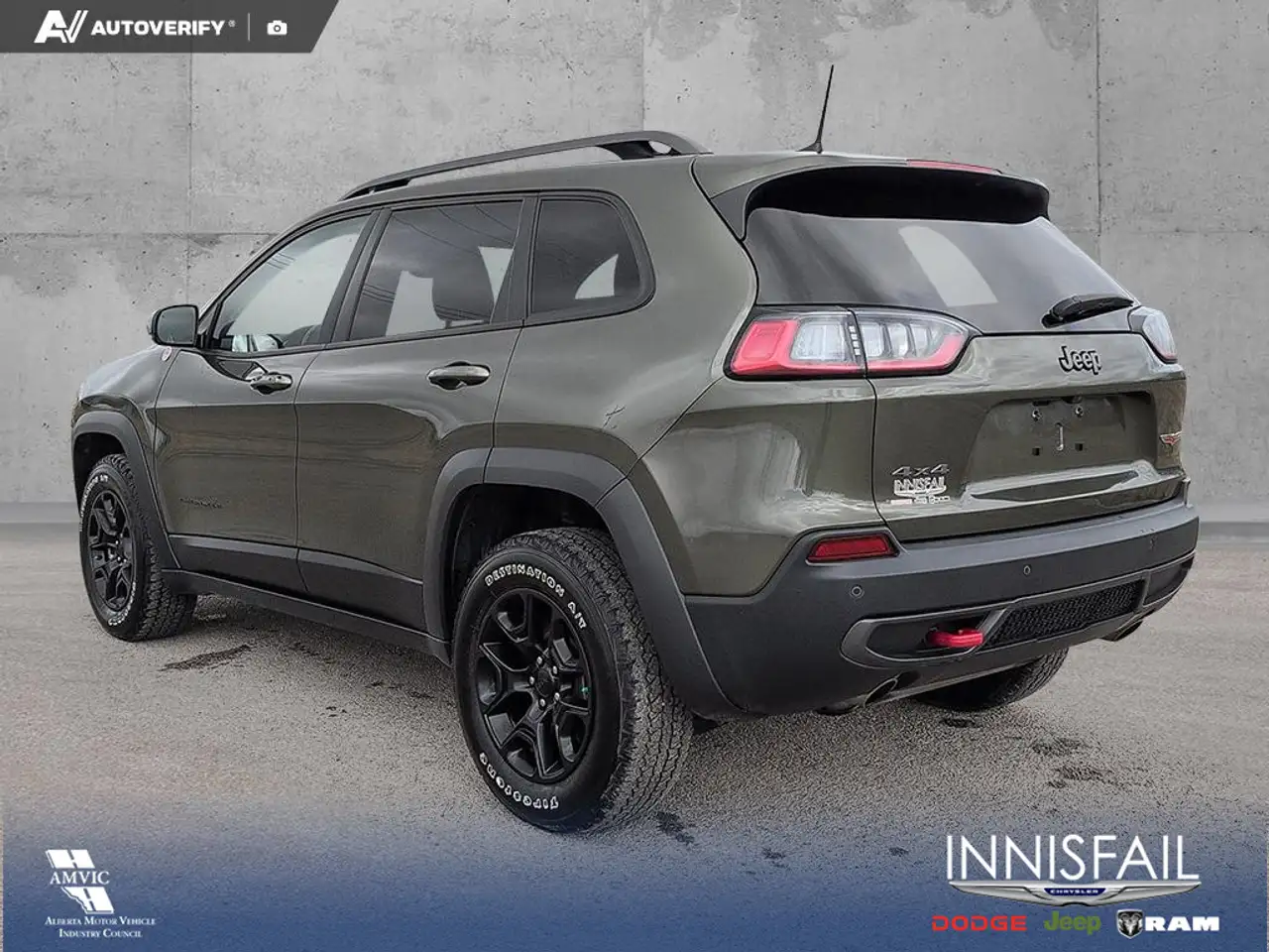 Jeep Cherokee снимка Jeep Cherokee