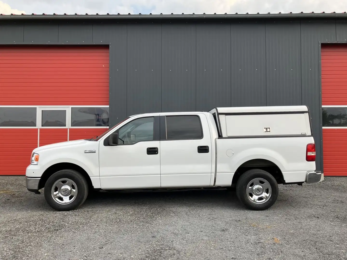 Ford F 150 Feuerwehr wie Police, rostfrei, TÜV, AHK Weiß - 2