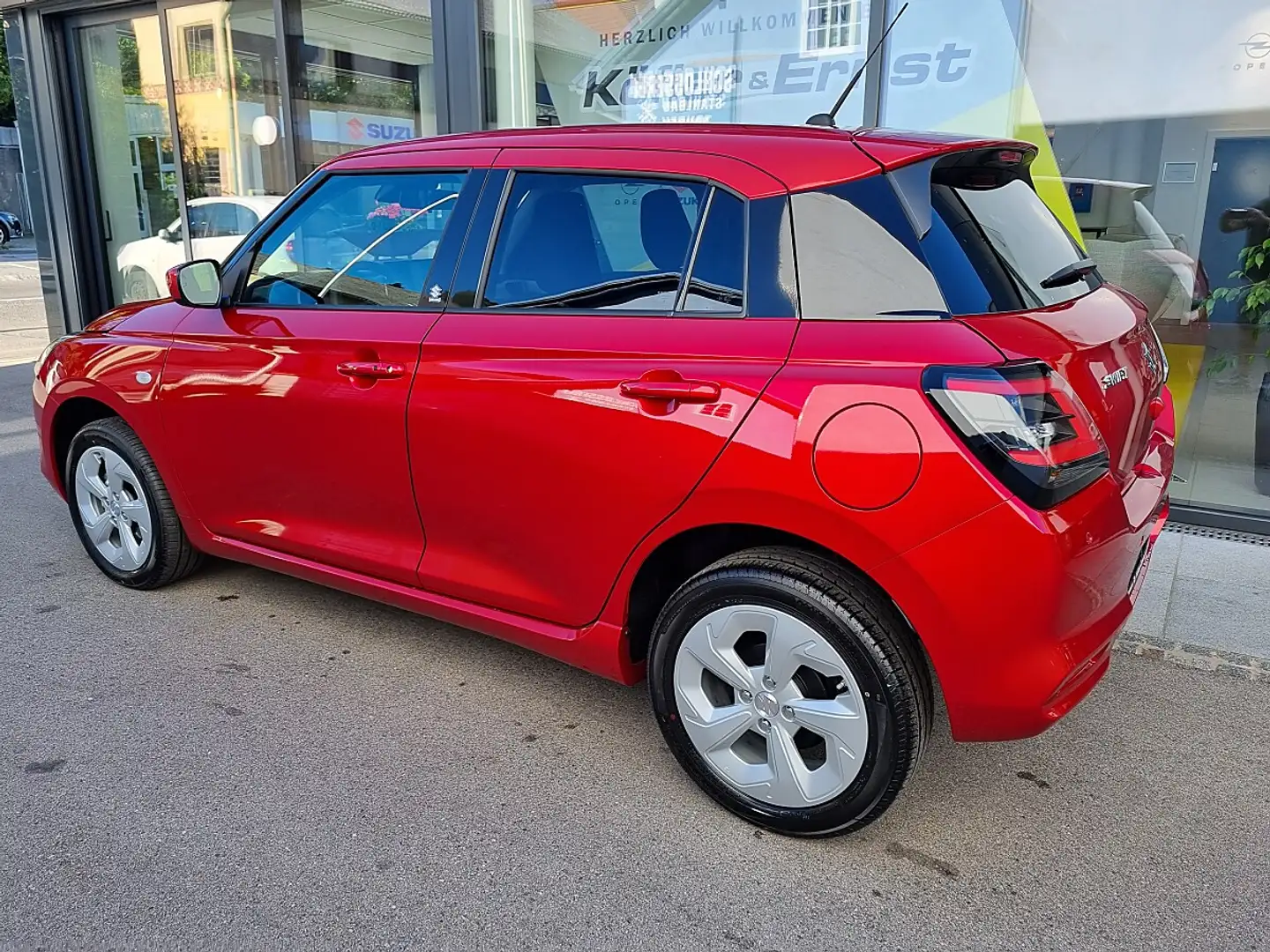 Suzuki Swift 1,2 Hybrid DualJet Allgrip Shine Rot - 1