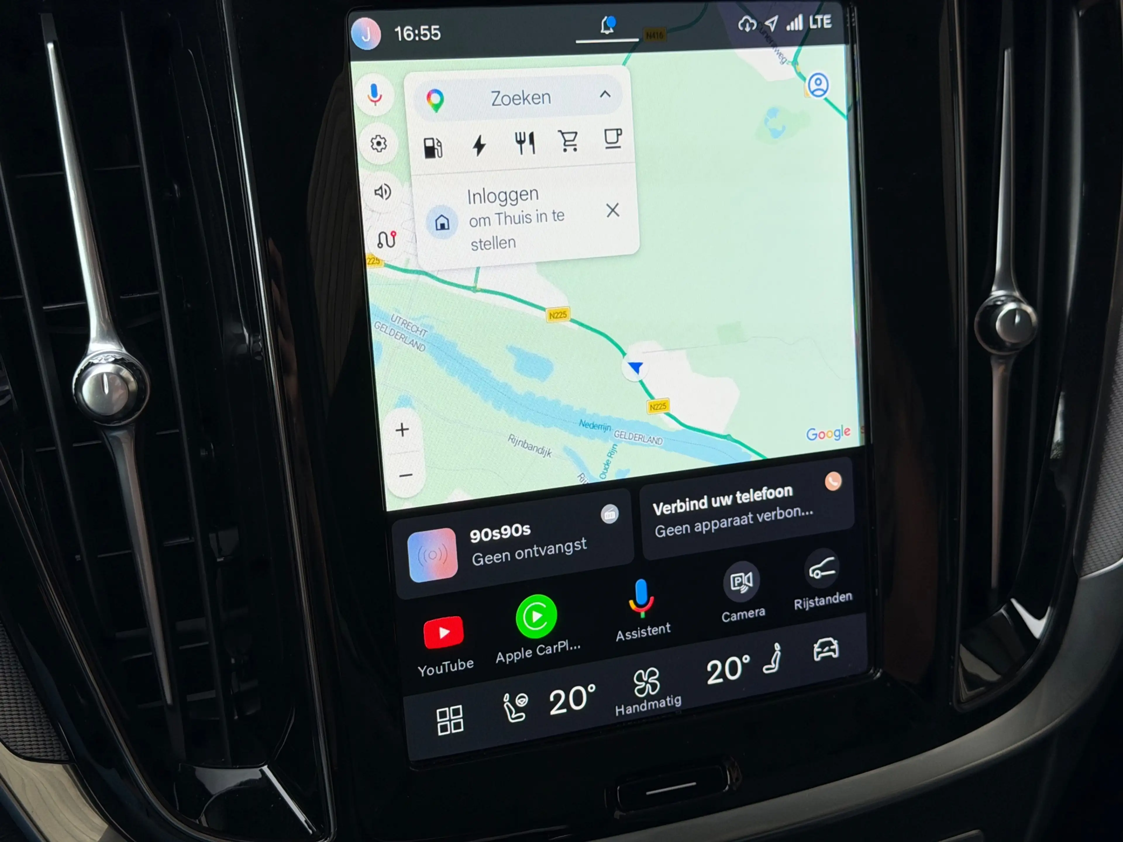 Volvo V60 2.0 T8 Plug-in hybrid AWD Ultra Dark / 360 Camera — photo 26