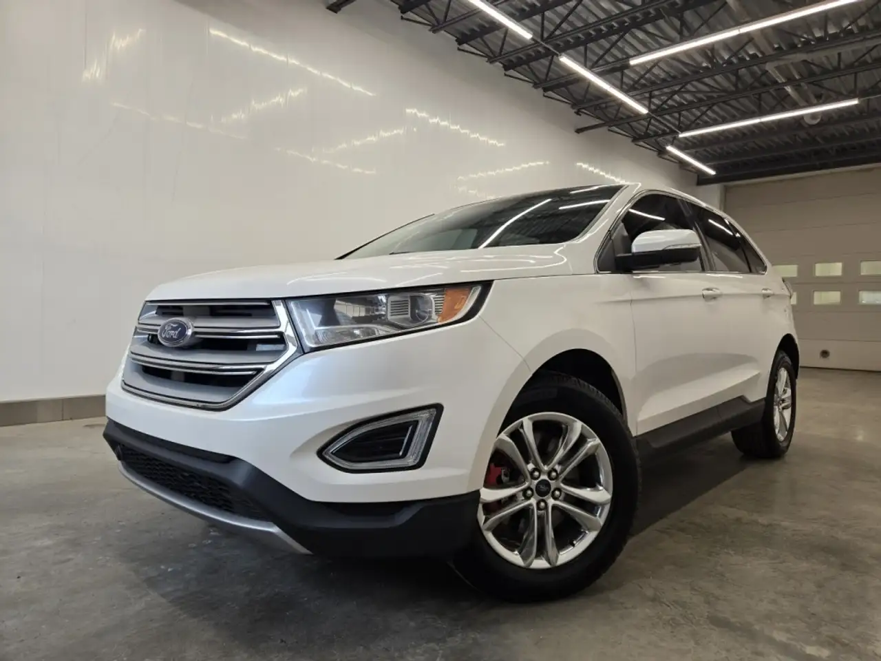 2016 Ford Edge