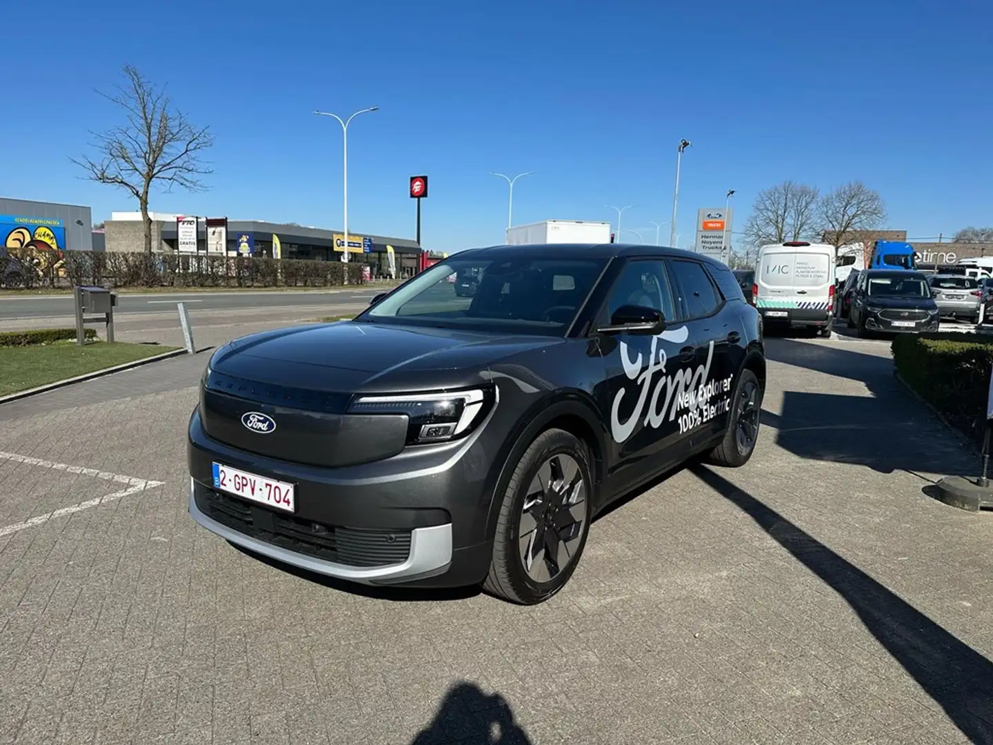 Ford Explorer Premium 77kWh Extended Range RWD Grau - 1