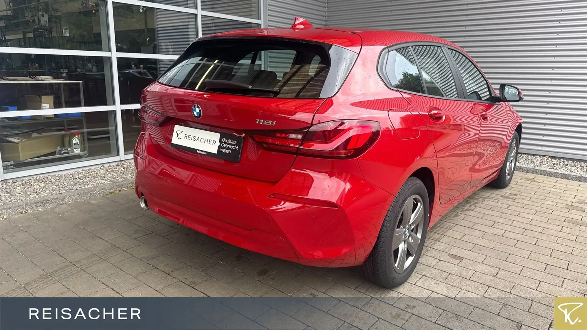 BMW 118 i Advantage Navi Tempo PDC LED SHz 16"LM Rojo - 2