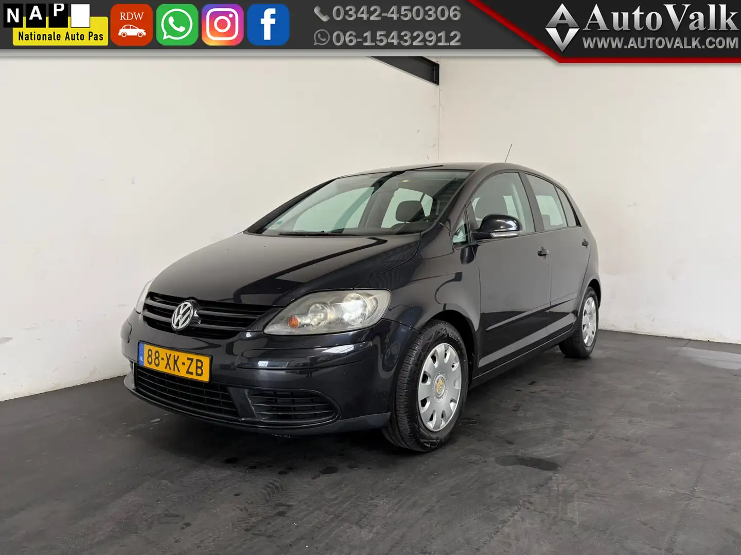 Volkswagen Golf Plus 1.6 Optive 3 Schwarz - 1