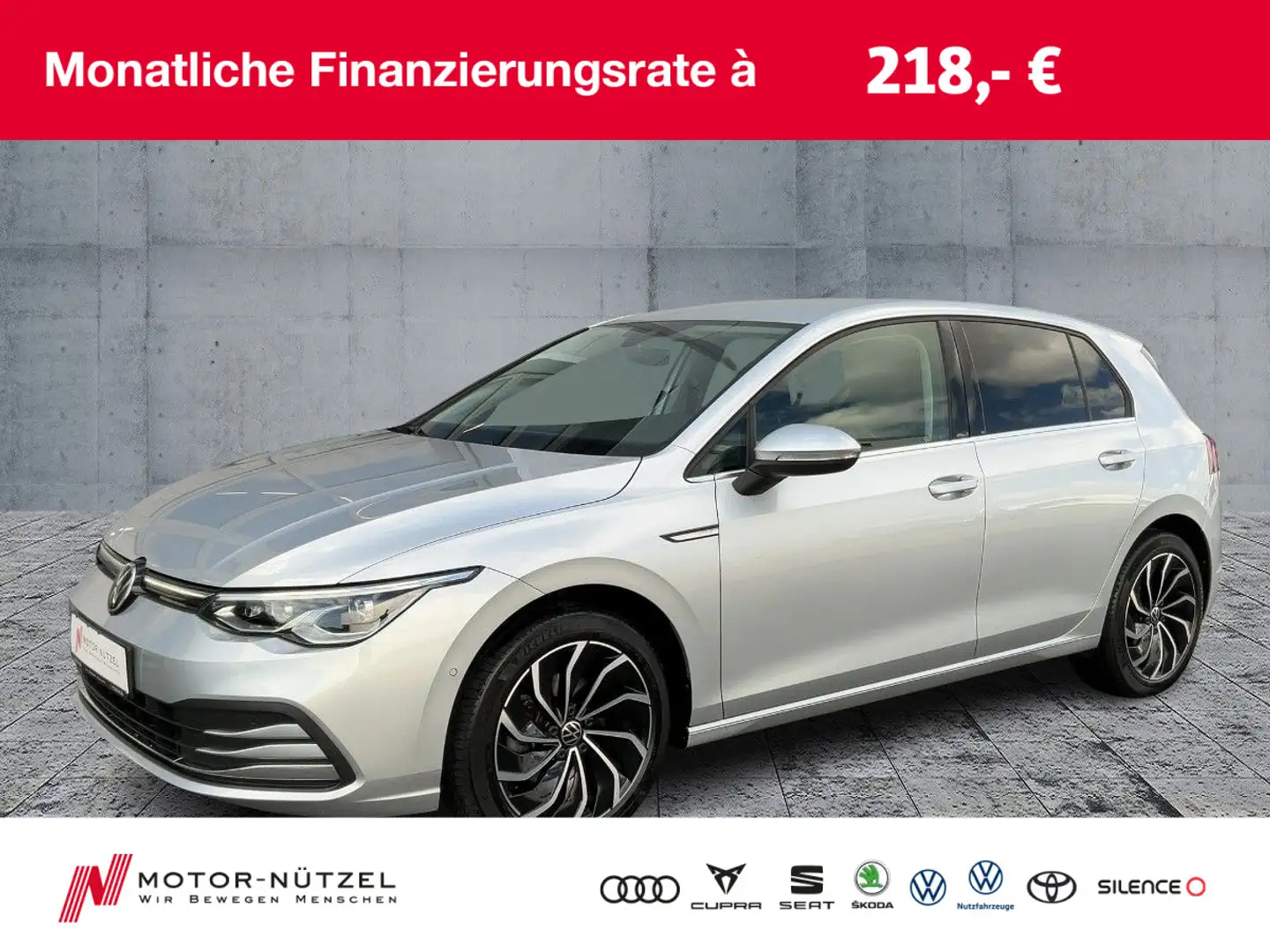 Volkswagen Golf VIII 1.5 TSI STYLE LED+NAVI+ACC+APP+SHZ+17" Silber - 1