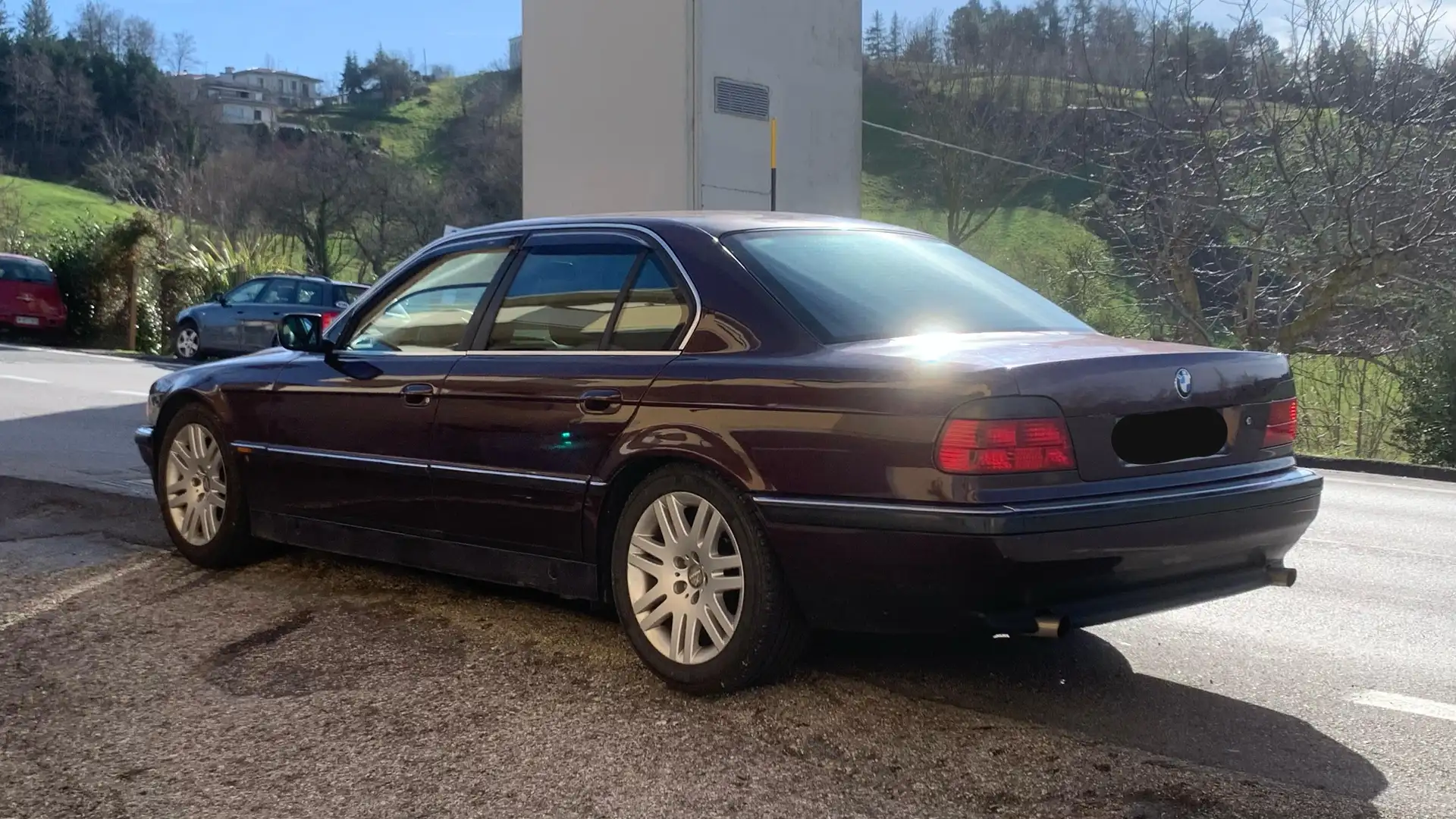 BMW 730 730i V8 - 2