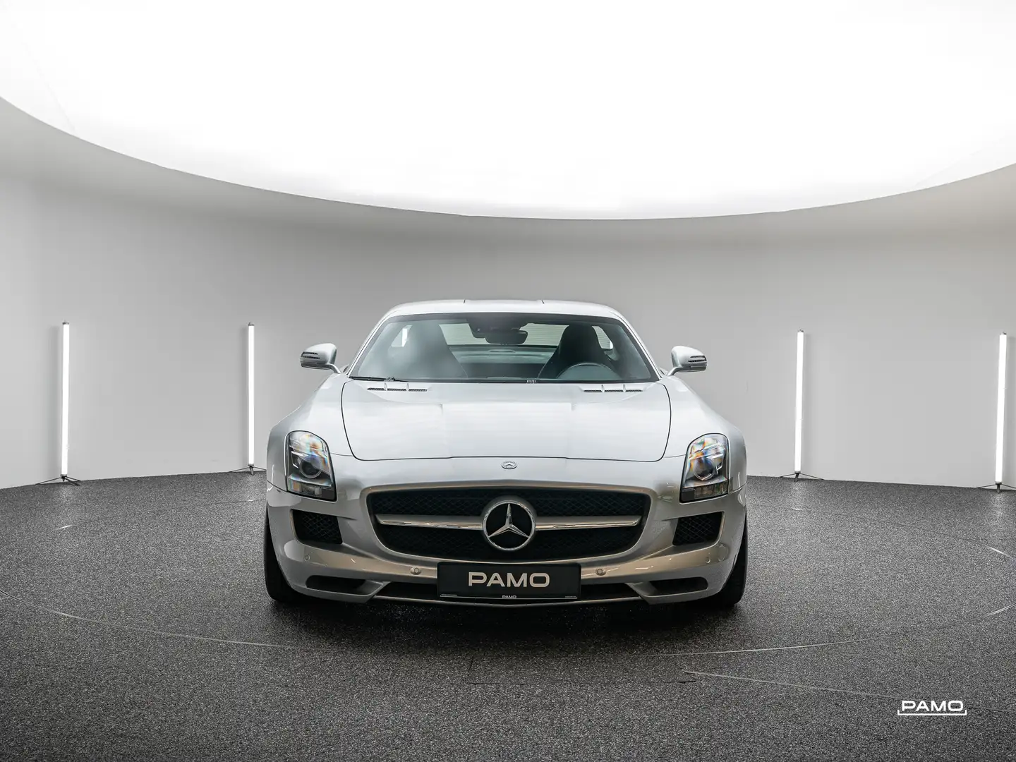 Mercedes-Benz SLS Mercedes-Benz SLS AMG | Zilver - 2