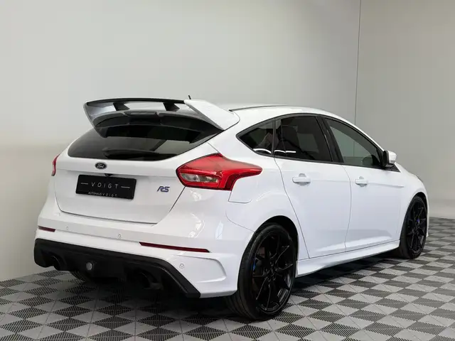 Ford Focus view 6