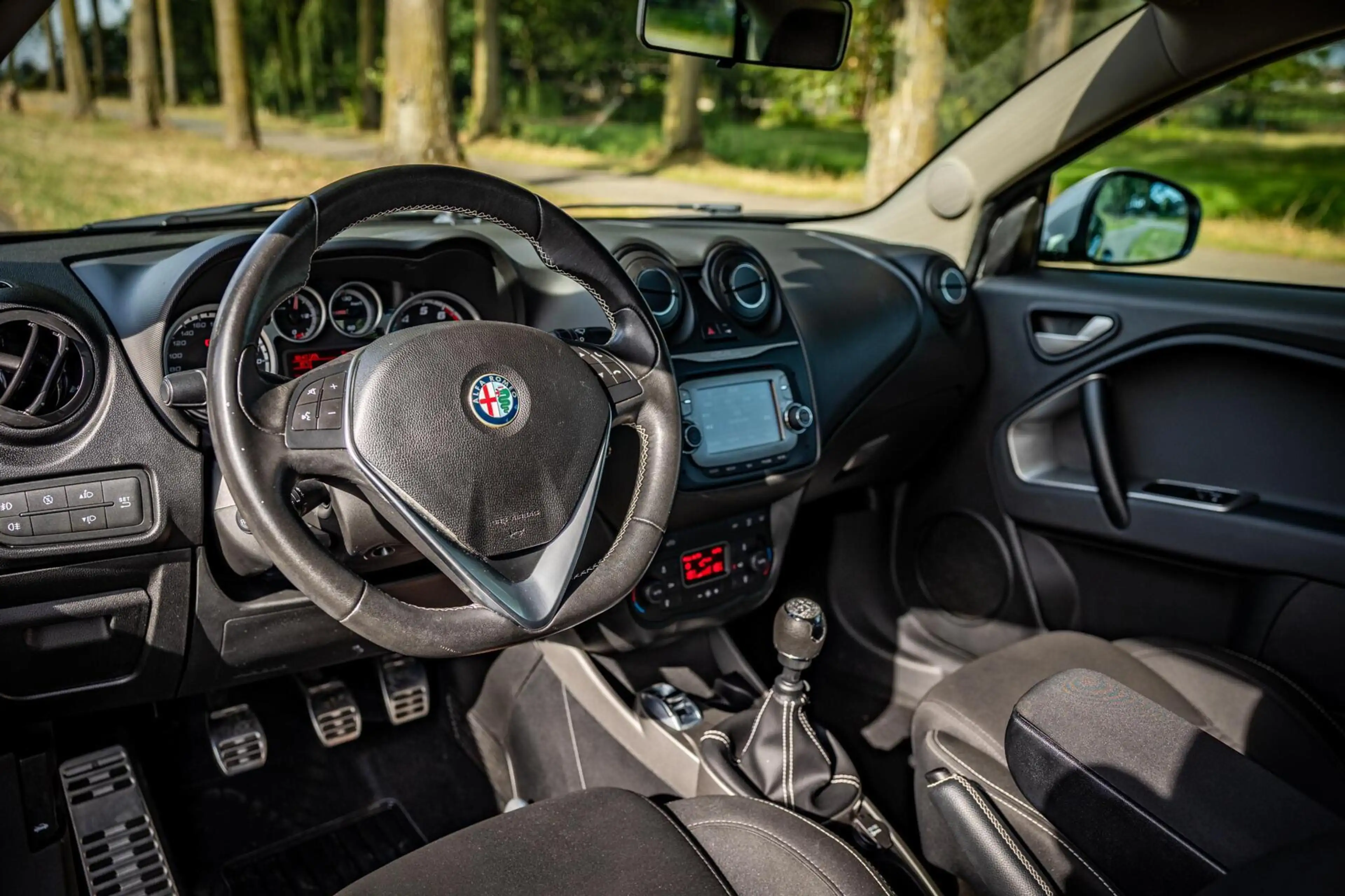 Alfa Romeo MiTo 0.9 TwinAir Exclusive |Nap |Apk 8-27 — photo 13