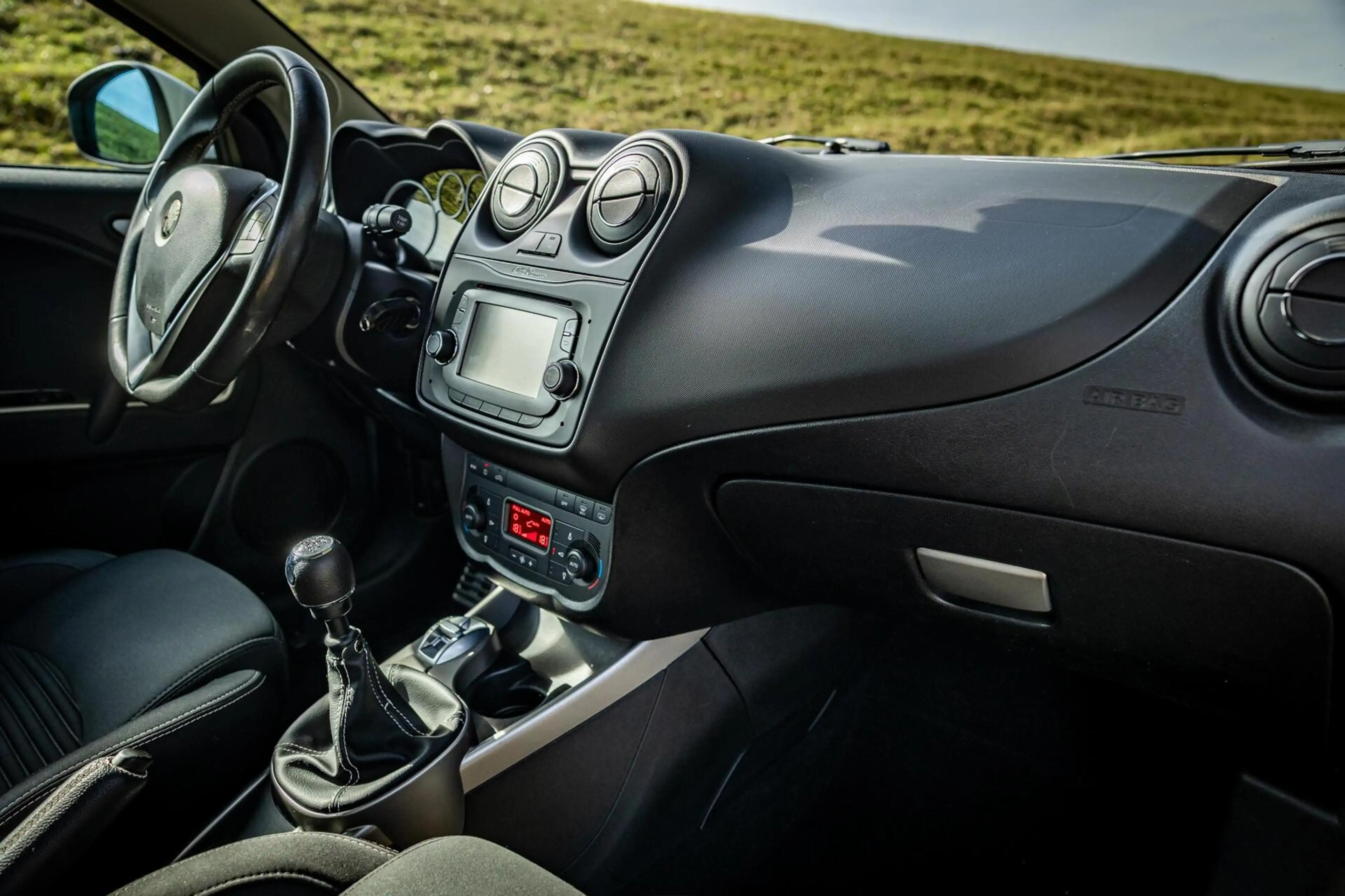 Alfa Romeo MiTo 0.9 TwinAir Exclusive |Nap |Apk 8-27 — photo 6